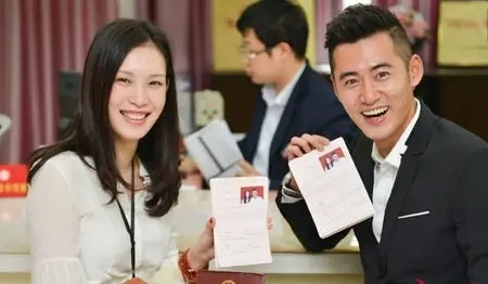 佟晨洁生过孩子吗？谢晖佟晨洁离婚原因？魏巍为什么会娶佟晨洁