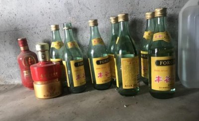 ​泸州老窖二曲青花瓷(泸州老窖二曲青花瓷56度)