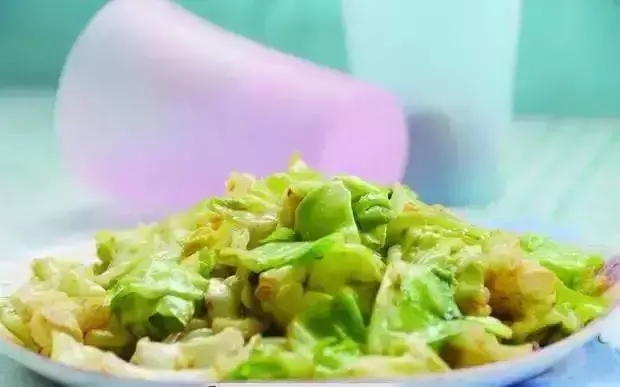 包菜和卷心菜是一种吗(卷心菜和包菜的区别)