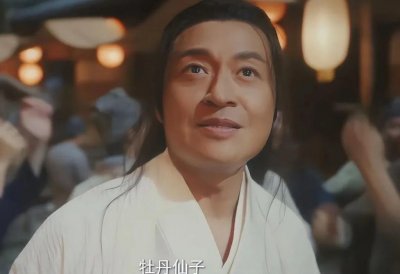 ​吕良伟新片擦边镜头太多被投诉，尺度大儿童不宜，网友怒骂很荒唐
