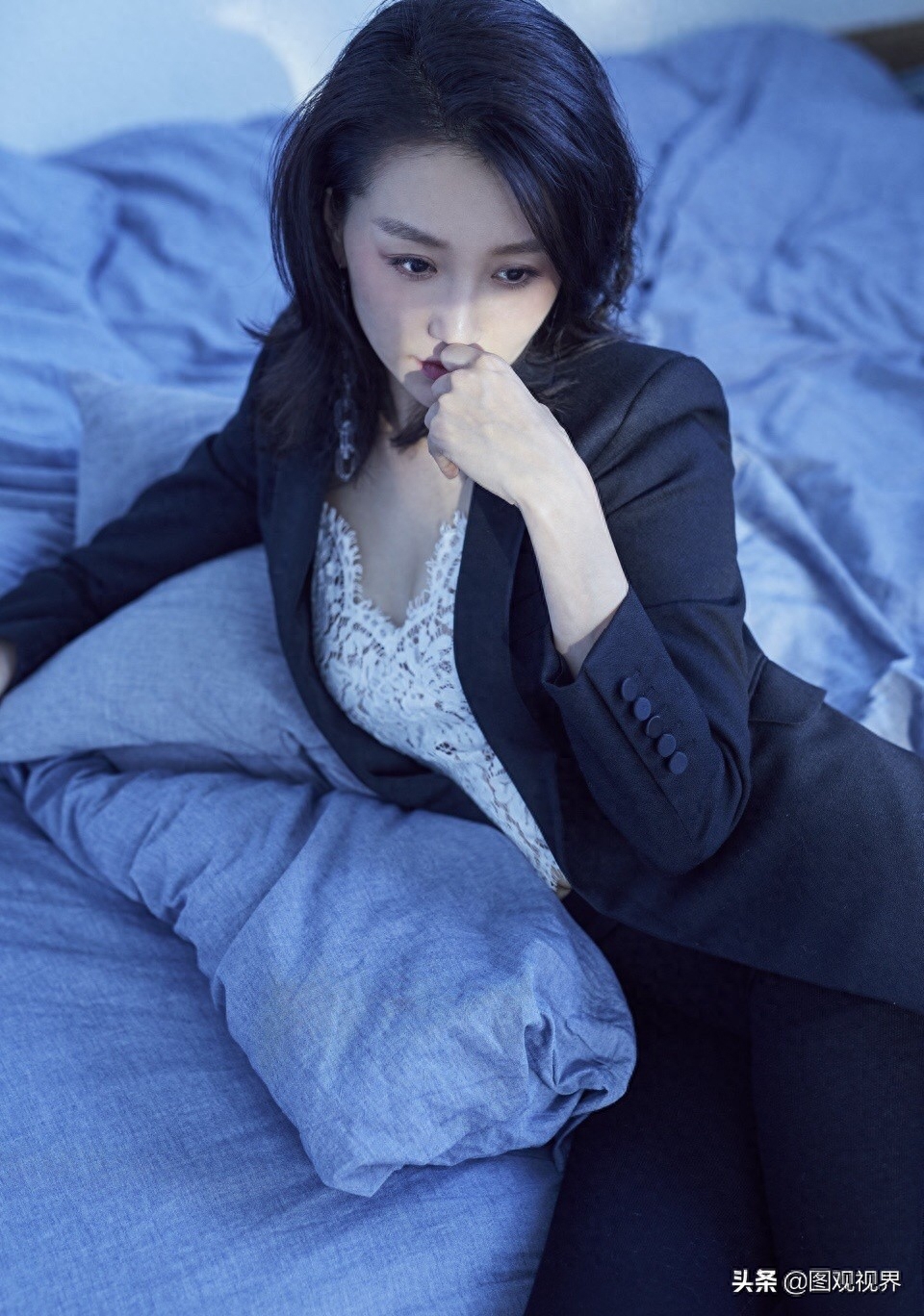 武笑羽：出生于北京，毕业于中央戏剧学院表演系，中国内地女演员