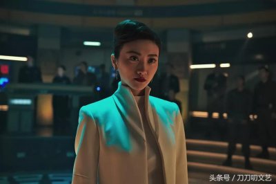 ​豆瓣5.8分 《环太平洋2》3亿票房口碑差，网友：景甜表演尴尬本尬