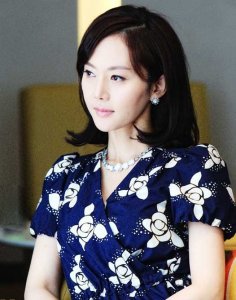 ​张东健前女友廉晶雅近况 时隔12年再演恐怖片