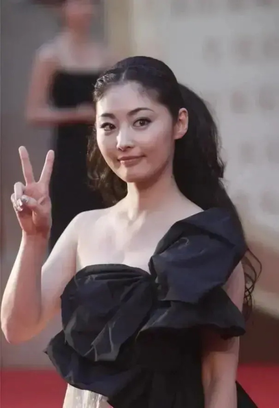 常盘贵子：日剧女王超冻龄美貌