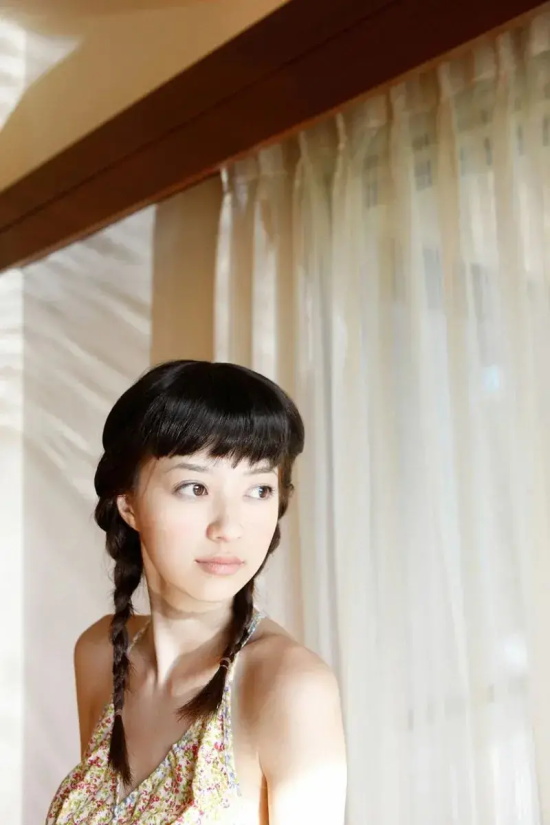 逢泽莉娜[Wanibooks] 写真小鉴(逢泽莉娜制服照) - 