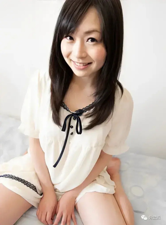 男友支持拍片的羽田希写真分享，日本男人最喜欢的温柔乡！