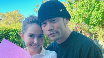 ​昆凌(周杰伦 头靠昆凌 , 买花、做菜宠爱妻)