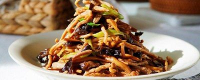 ​瘦肉炒黄花菜 干黄花菜炒肉丝的做法