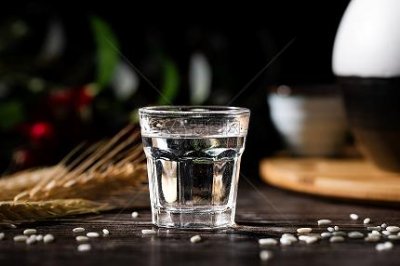 ​哈尔滨啤酒白啤好卖吗(哈尔滨啤酒白啤)