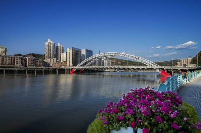 ​河北承德为啥这么穷（承德经济发达程度发展不起来的原因）