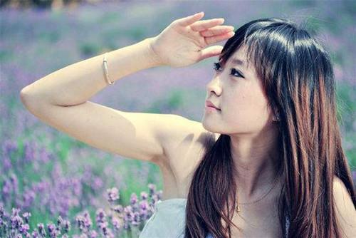 女朋友隔着屏幕生气了怎么哄，哄女孩开心的聊天套路