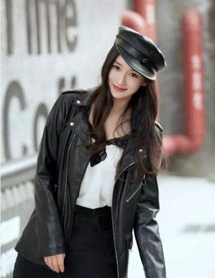 《延禧攻略》中的庆贵人与世无争平淡无奇，戏外的她竟这么漂亮