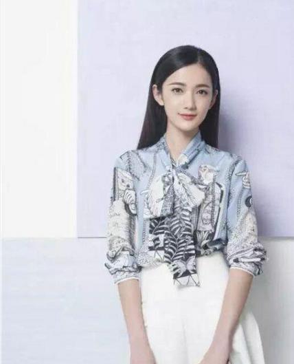 《延禧攻略》中的庆贵人与世无争平淡无奇，戏外的她竟这么漂亮