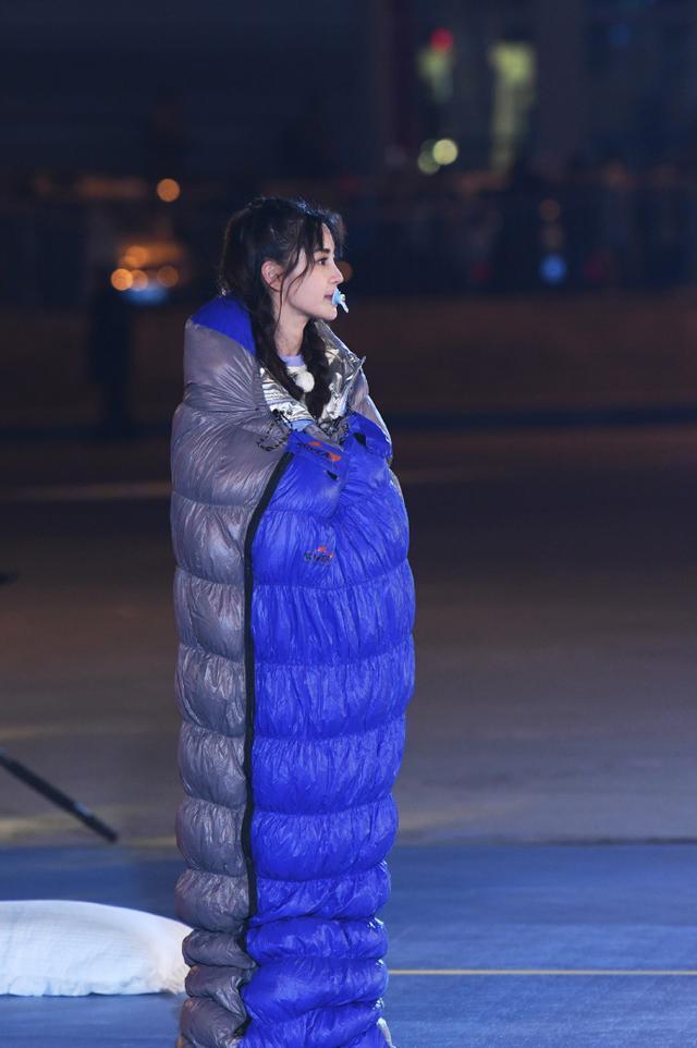 angelababy这张图怎么了？为何粉丝说工作室是黑粉？
