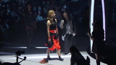 ​陈辉阳x女声合唱《人来人往》
