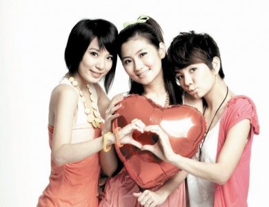 ​与华研谈判破裂，S.H.E今后商业场合想唱自己的歌得付钱