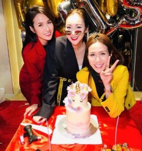 ​富豪三千金齐战娱乐圈，大姐公开整容二妹混最差，小妹成猪扒港姐