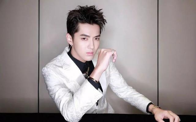 娱乐圈不是中国国籍的十位演员，原来他也不是中国国籍！
