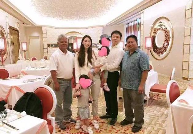 未婚6年生4胎，花9亿送礼未来婆婆讨欢心，至今无名无分