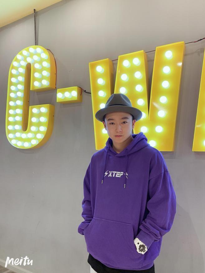 所有女生男生，谈资送你们去现场见明星咯!