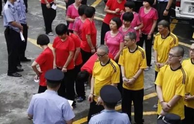 ​东莞太子酒店卖淫案细节：6名未成年技师涉入，老板带头“试钟”