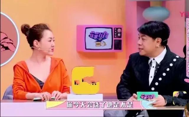女星间的斗争：小S吐槽郑爽颜值不再，智商低，郑爽用年龄反击