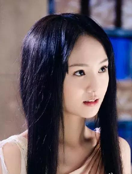 女星间的斗争：小S吐槽郑爽颜值不再，智商低，郑爽用年龄反击