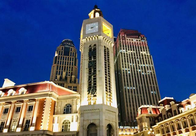 天津海河夜景，真的不比外滩和珠海夜景逊色，来看看就知道了
