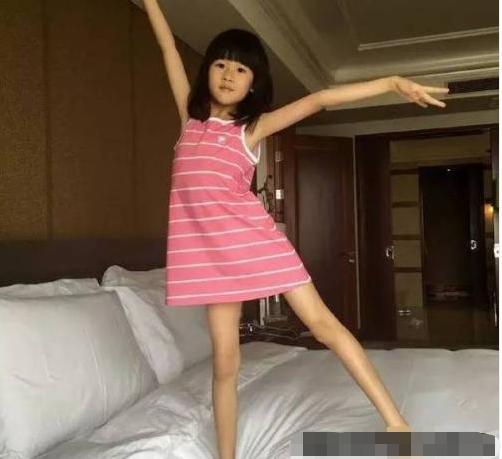 年仅8岁高163厘米，姚明的女儿身高成问题，网友：以后怎么办
