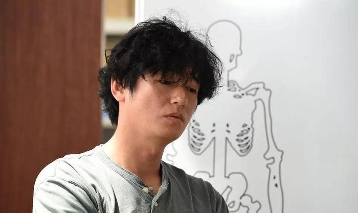 盘点日本大叔的年轻晒照走红ins，网友：原来这么“帅”？
