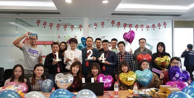 这届“了不起”的后浪：带着棱角在职场奔涌
