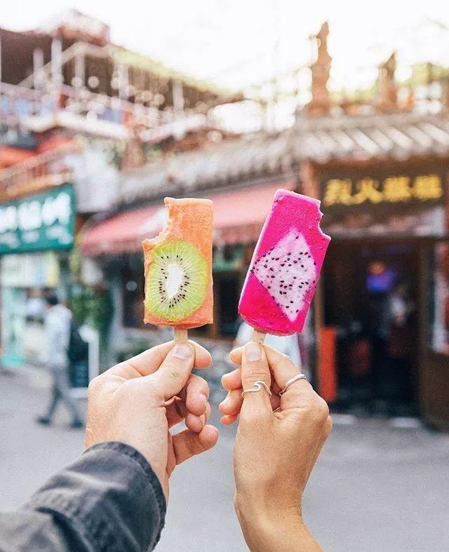 愿你遇见这样一个人，牵着你的手陪你走遍世界角落，看遍世间美景