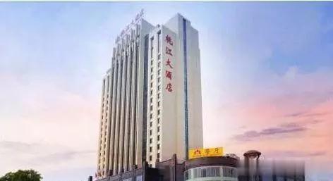 赣南十八县哪个县人最多，哪个最少？哪个县最穷？哪个县最富？
