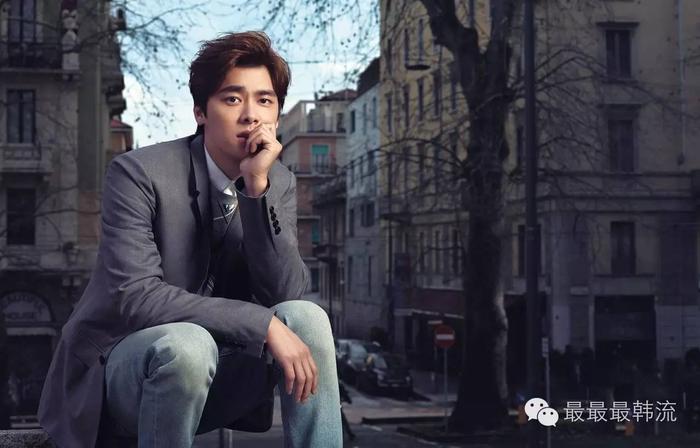 林允儿李易峰的绯闻传了还没24小时，SM就出来打脸了？很好，这很傻帽！