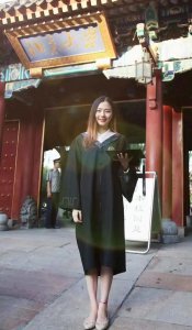 ​北大校花“塌房”：退出娱乐圈，回老家卖臭豆腐