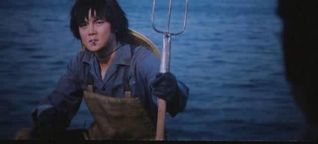 27岁拍喜剧难红，王宝强力捧都没用，今改名合作沈腾一夜爆红！