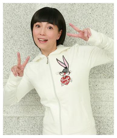 风华绝代石榴姐，年轻时真是美女佳人，难怪都林正英对她倾心一片