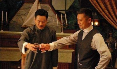 ​结婚36年，生育2个儿子，63岁却被抛弃，70岁丈夫另娶她人