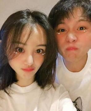 杨洋被问如何郑爽男友张恒，他脱口说出看法，粉丝都看不下去了