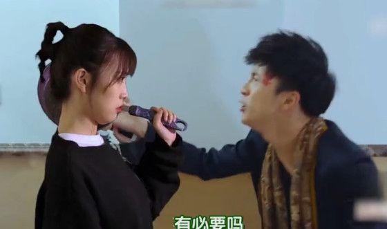 薛之谦：简单点，藏钱的方式简单点，谦友：也太简单了点！