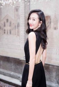 ​王鸥恋情揭秘：中年心态转变，事业重心转向家庭，与著名相声演员携手未来