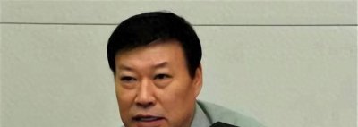 ​魏积安：舞台灵魂与幕后隐士的传奇人生