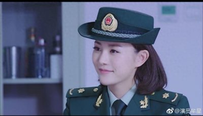 ​牟星，30岁山东妹子《反恐特战队之猎影》中温柔坚强的赵欣，戏外穿搭甜美时尚
