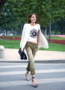 ​江语晨，1987年4月29日出生于台北，中国台湾女歌手、演员、模特