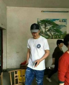 ​罗晋农村老家，几张相片看得出他的为人，唐嫣这回找对人了！