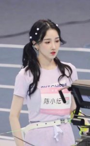 ​陈小纭自爆整骨十次，前后长相差距大！