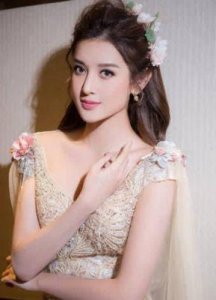 ​越南第一女神邓玉贞的经典和令人难忘的写真
