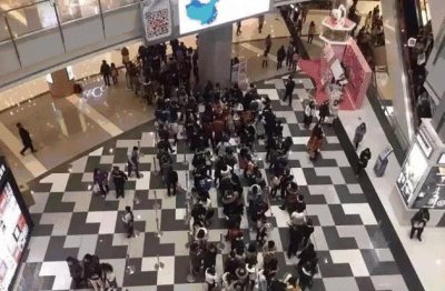 ​西南第一家喜茶黑金实验店开业！就在IFS！你会去喝吗？