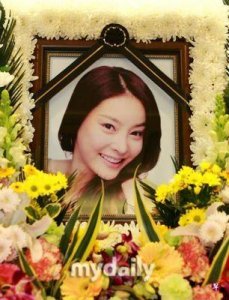 ​张紫妍：16岁失去双亲，29岁成为财阀的“玩物”，因效果被迫接受绝育和药物治
