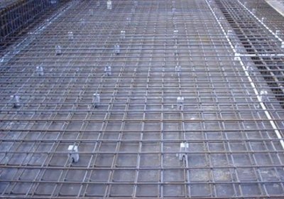 ​钢筋保护层垫块：厚度和间距如何确定？国家标准这样说！